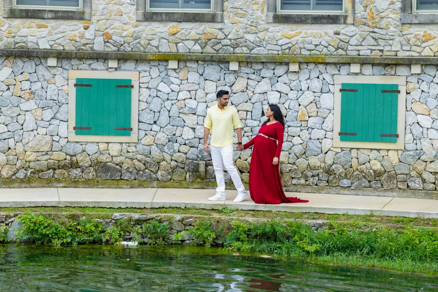 Maternity photography by FilmsByHari